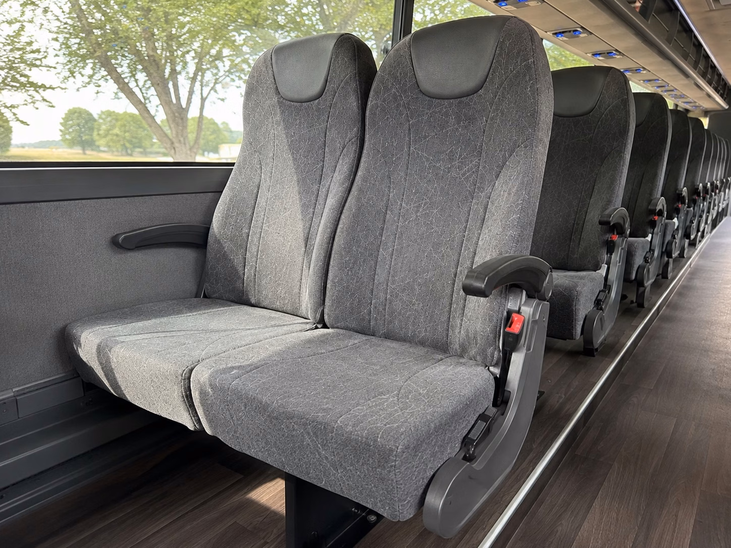 does the day of the week change what a bus costs in hemet california